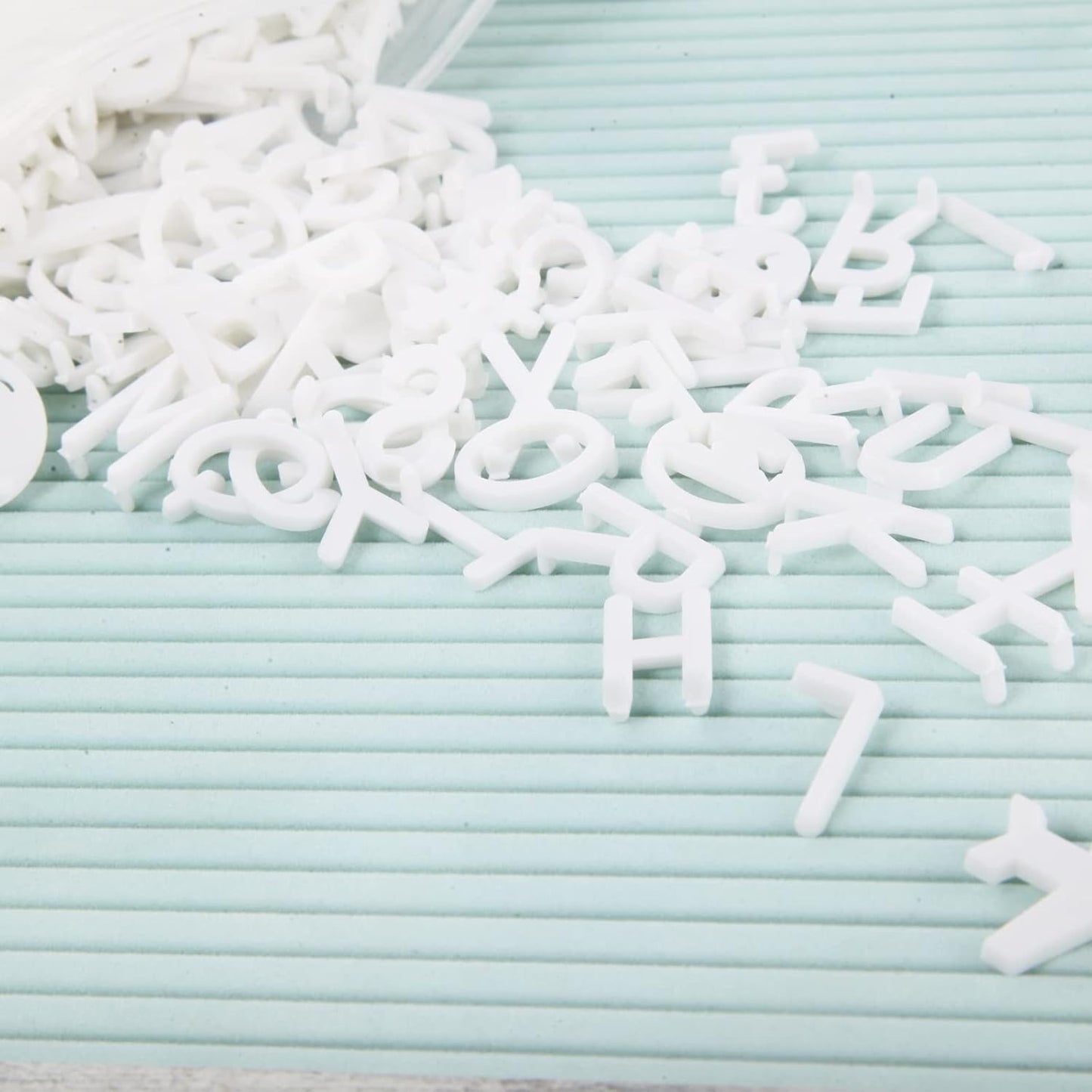 C Crystal Lemon 394-Piece Letter Set for Felt Boards – 3/4-Inch White Plastic Letters with Numbers & Symbols – Message Board Accessories Only